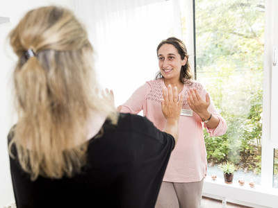 Senken Tai Chi und Eurythmie-Therapie das Sturzrisiko bei älteren Menschen?